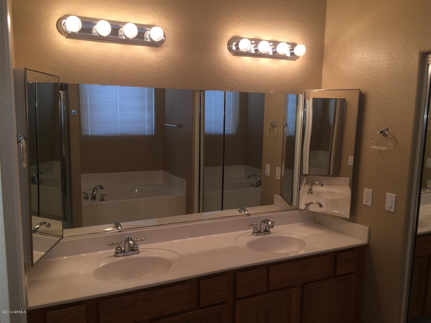 3331 West Grenadine Road Phoenix, AZ 85041 - Photo 11 of 22 Master Bath