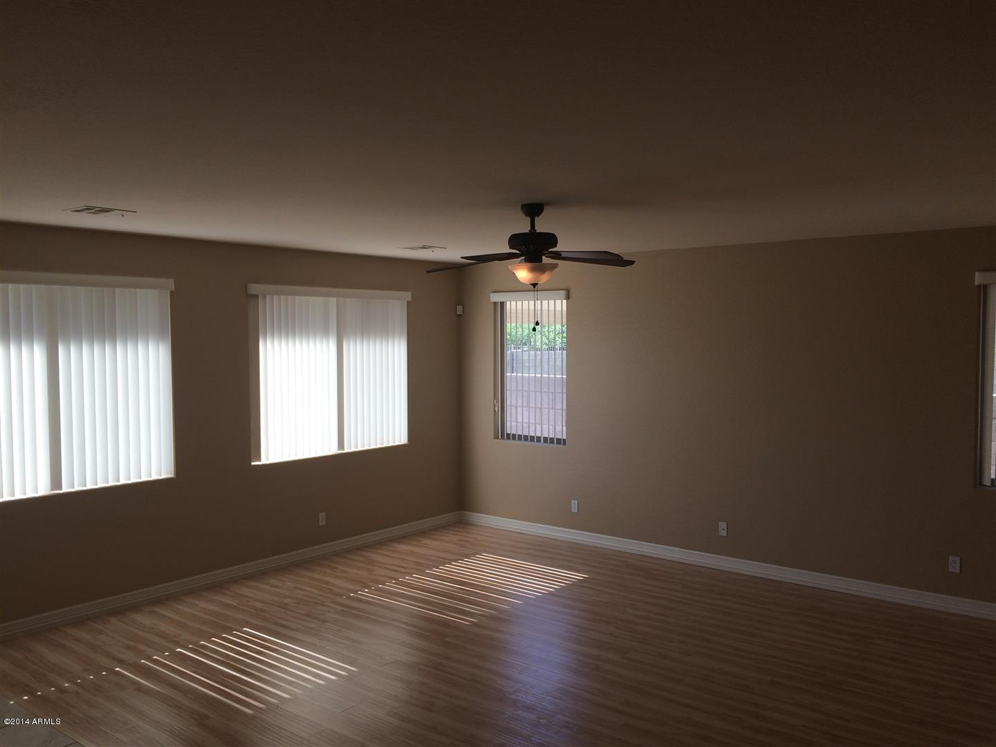 3331 West Grenadine Road Phoenix, AZ 85041 - Photo 7 of 22 Great Room