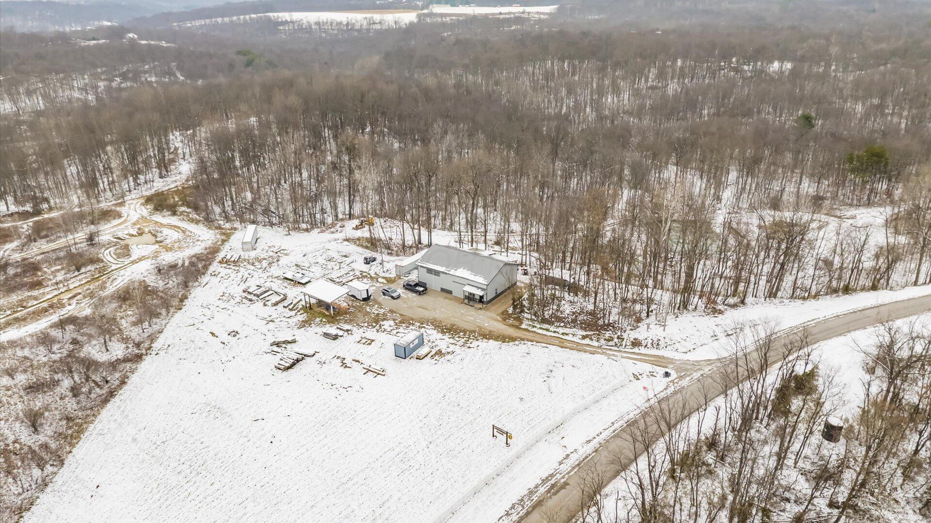 9141 Wesley Chapel Road Mount Perry, OH 43760 - Photo 3 of 46 19-z 9141 Wesley019