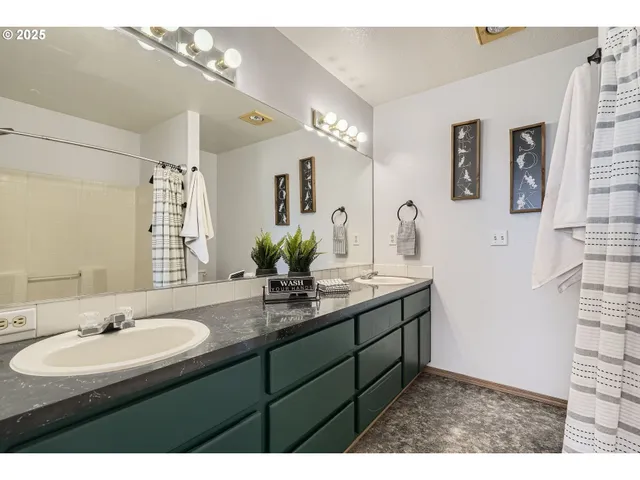 $499,900 | 7217 Northeast 130th Avenue, Vancouver, WA 98682