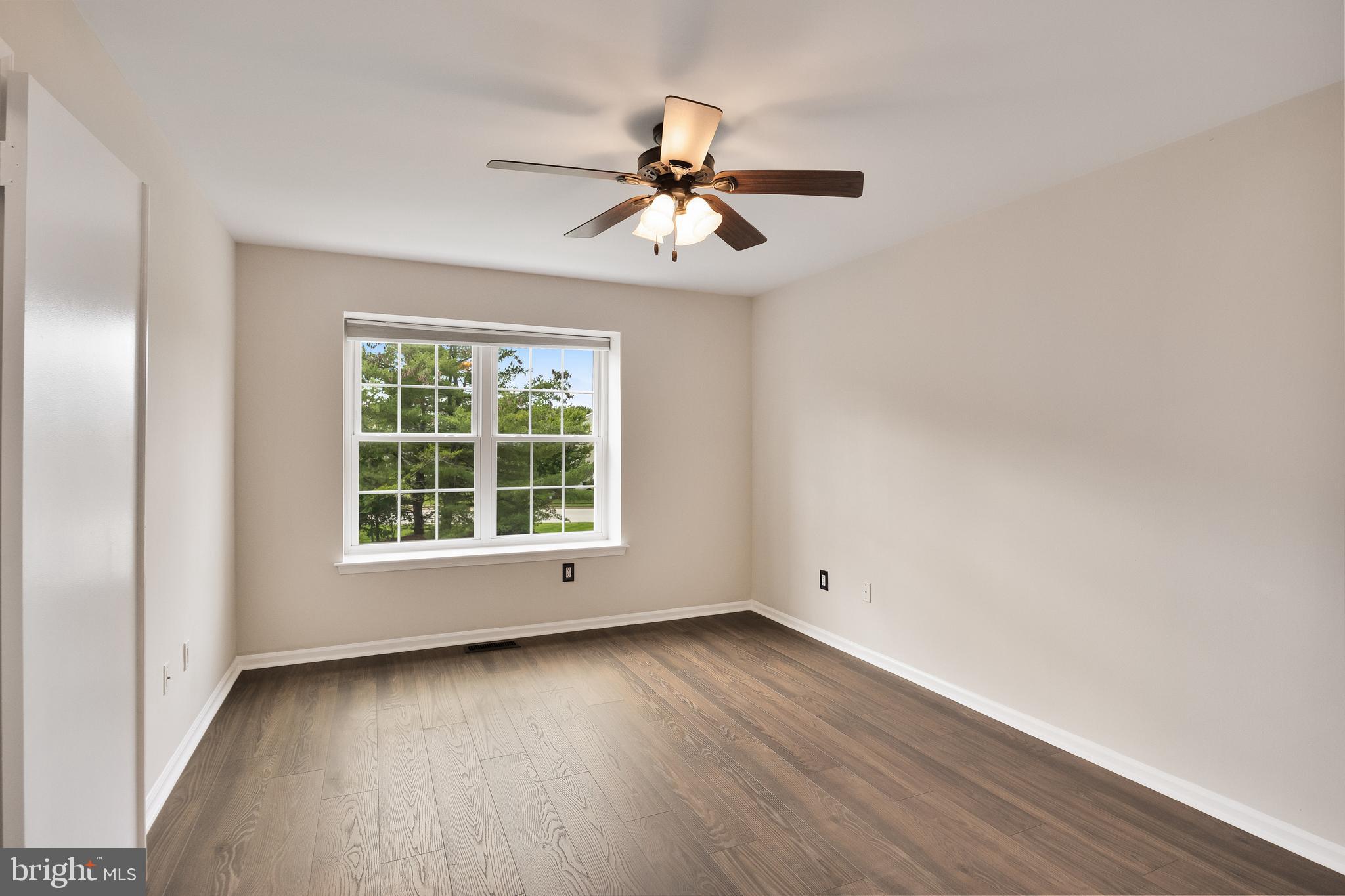 501 Oliphant Lane Mount Laurel, NJ 08054 - Photo 16 of 36