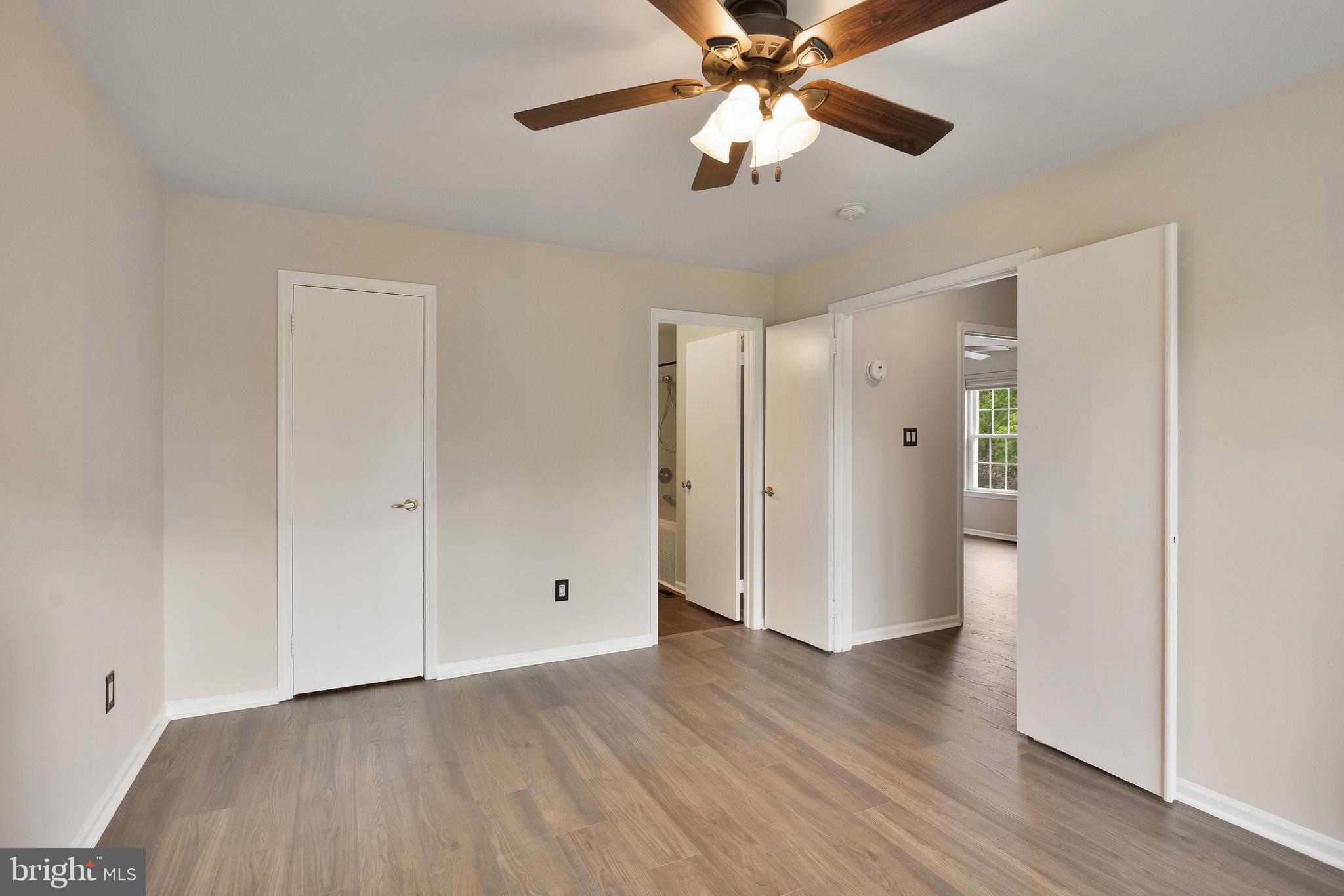 501 Oliphant Lane Mount Laurel, NJ 08054 - Photo 17 of 36