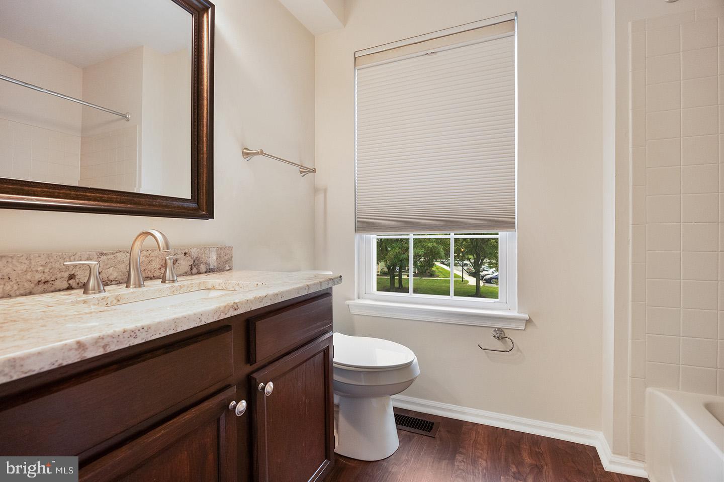 501 Oliphant Lane Mount Laurel, NJ 08054 - Photo 22 of 36