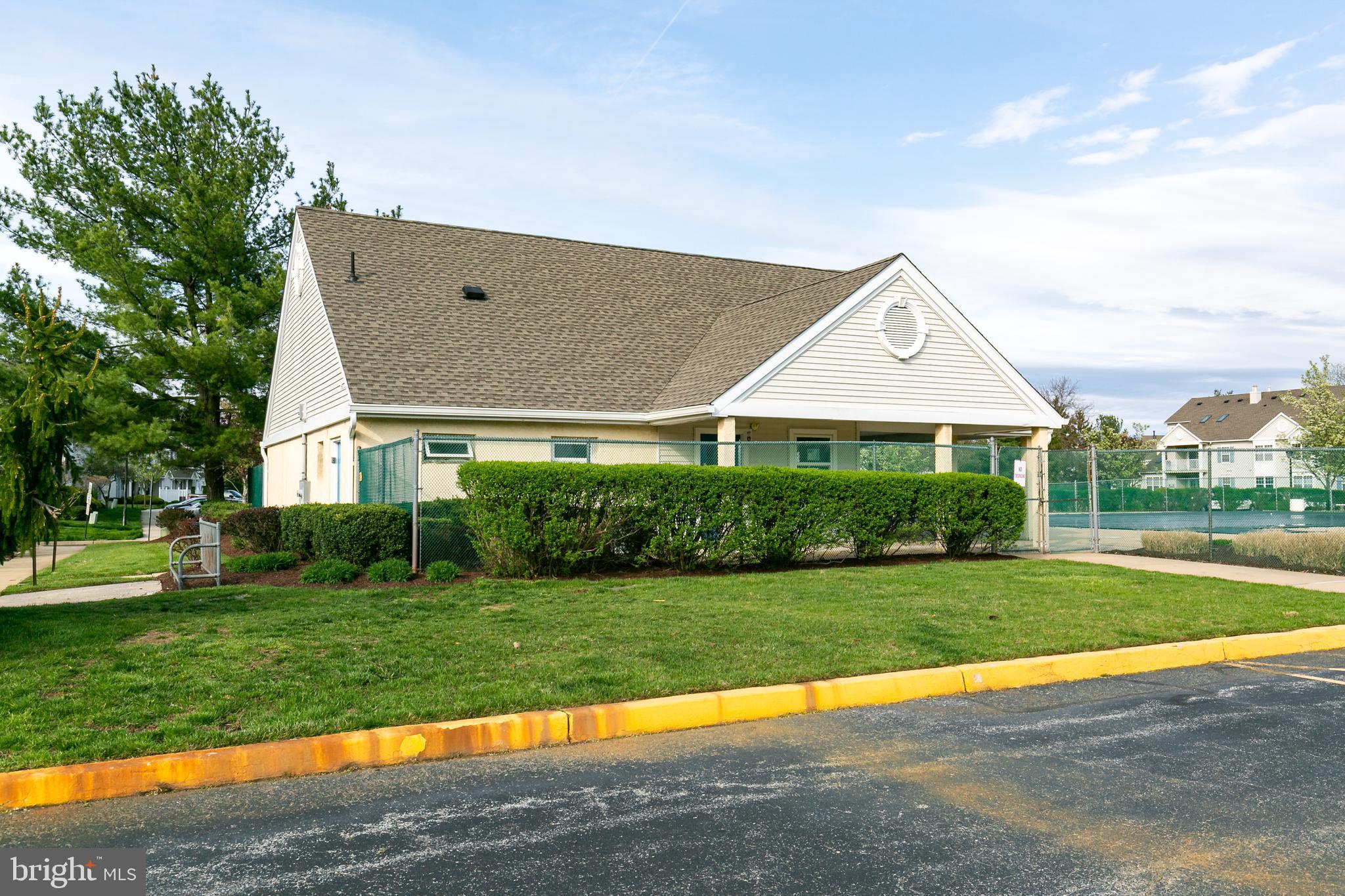 501 Oliphant Lane Mount Laurel, NJ 08054 - Photo 30 of 36