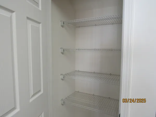 $2,500 | 494 South Jade Lane, Round Lake, IL 60073