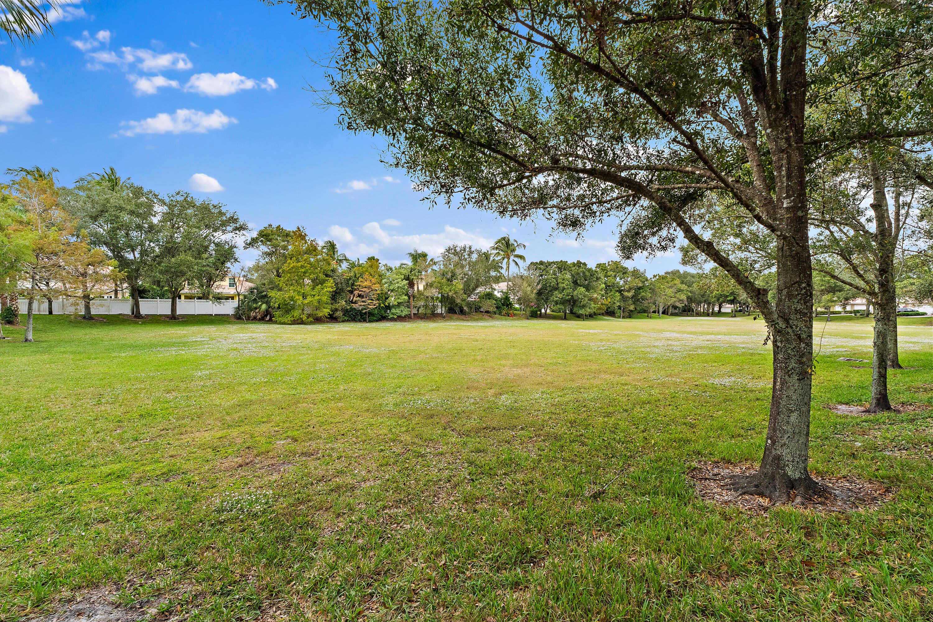 4050 Parkside Drive Jupiter, FL 33458 - Photo 50 of 59 Greenspace