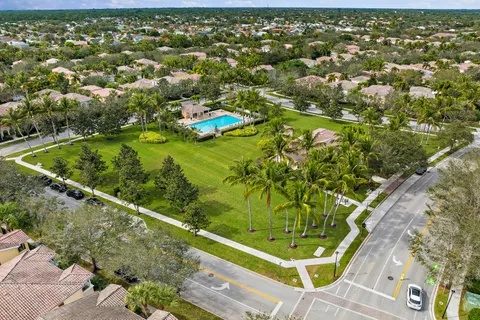 $650,000 | 4050 Parkside Drive, Jupiter, FL 33458