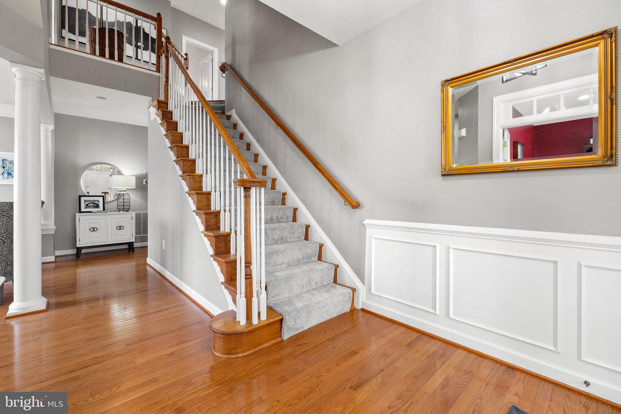 42624 Emperor Ashburn, VA 20148 - Photo 6 of 56 Foyer