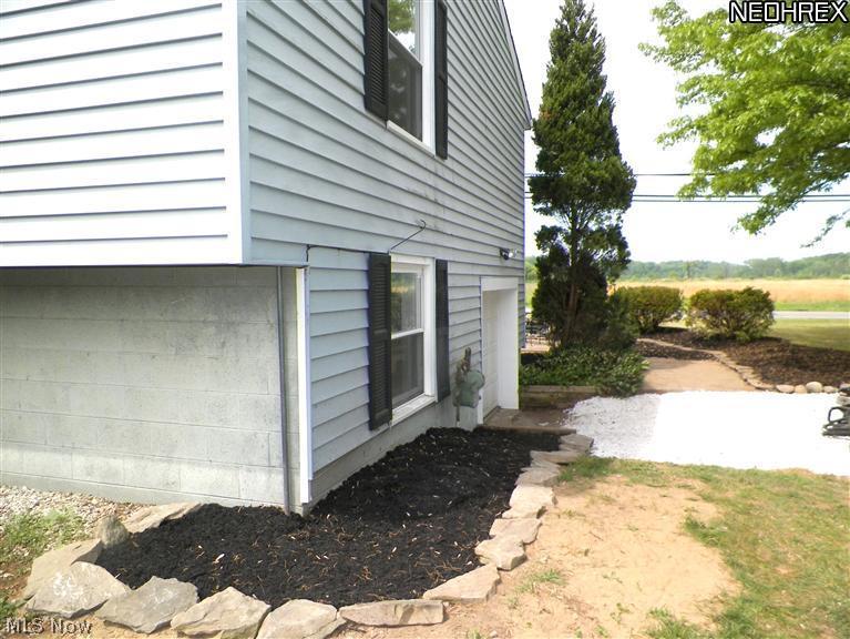 2221 Hubbard Road Madison, OH 44057 - Photo 21 of 25