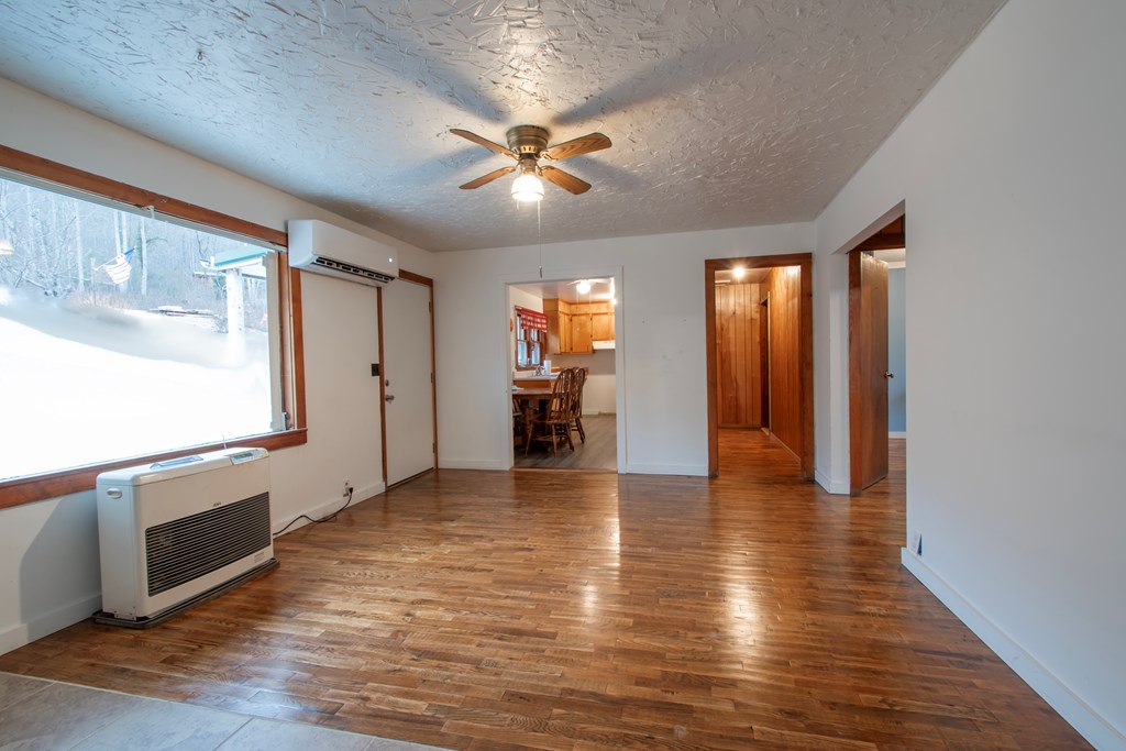 5834 Sweetwater Road Robbinsville, NC 28771 - Photo 2 of 39 Gallery Image 2