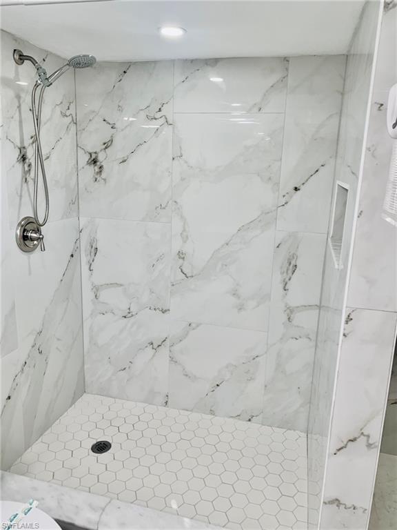 826 Wiggins Pass Road, Unit 214 Naples, FL 34110 - Photo 18 of 21