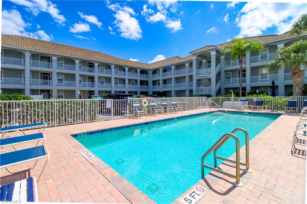 519 Roma Court, Unit 3305 Naples, FL 34110 - Photo 3 of 40 Gallery Image 3