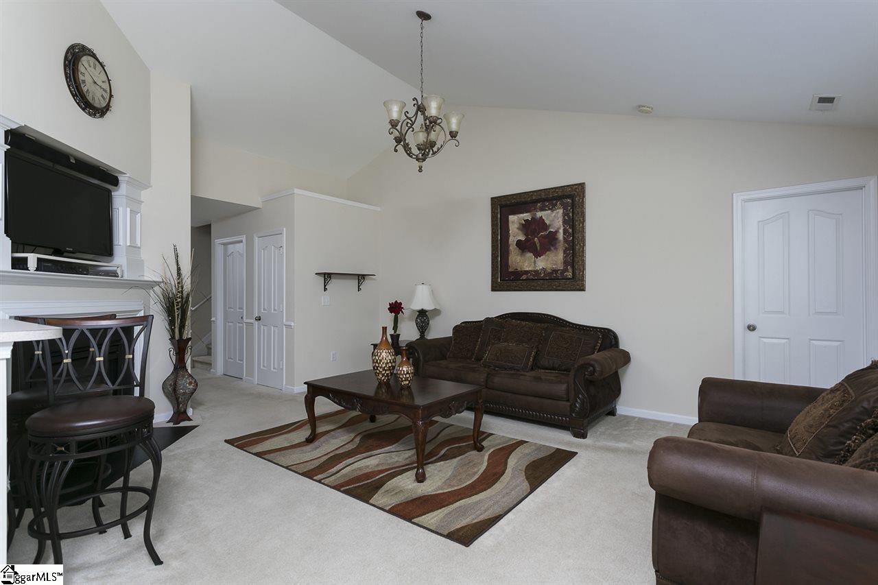 202 Knoll Ridge Drive Greer, SC 29650 - Photo 12 of 27 Gallery Image 12