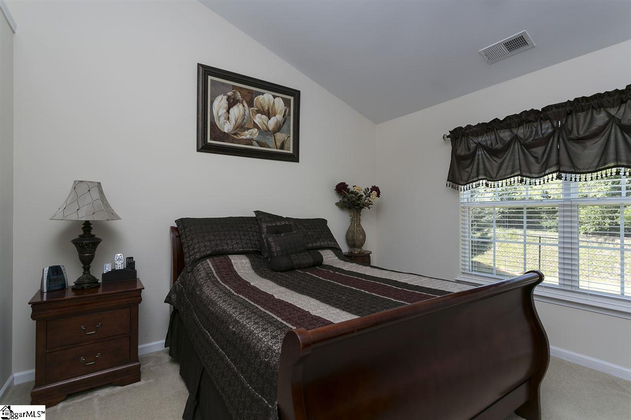 202 Knoll Ridge Drive Greer, SC 29650 - Photo 20 of 27 Gallery Image 20