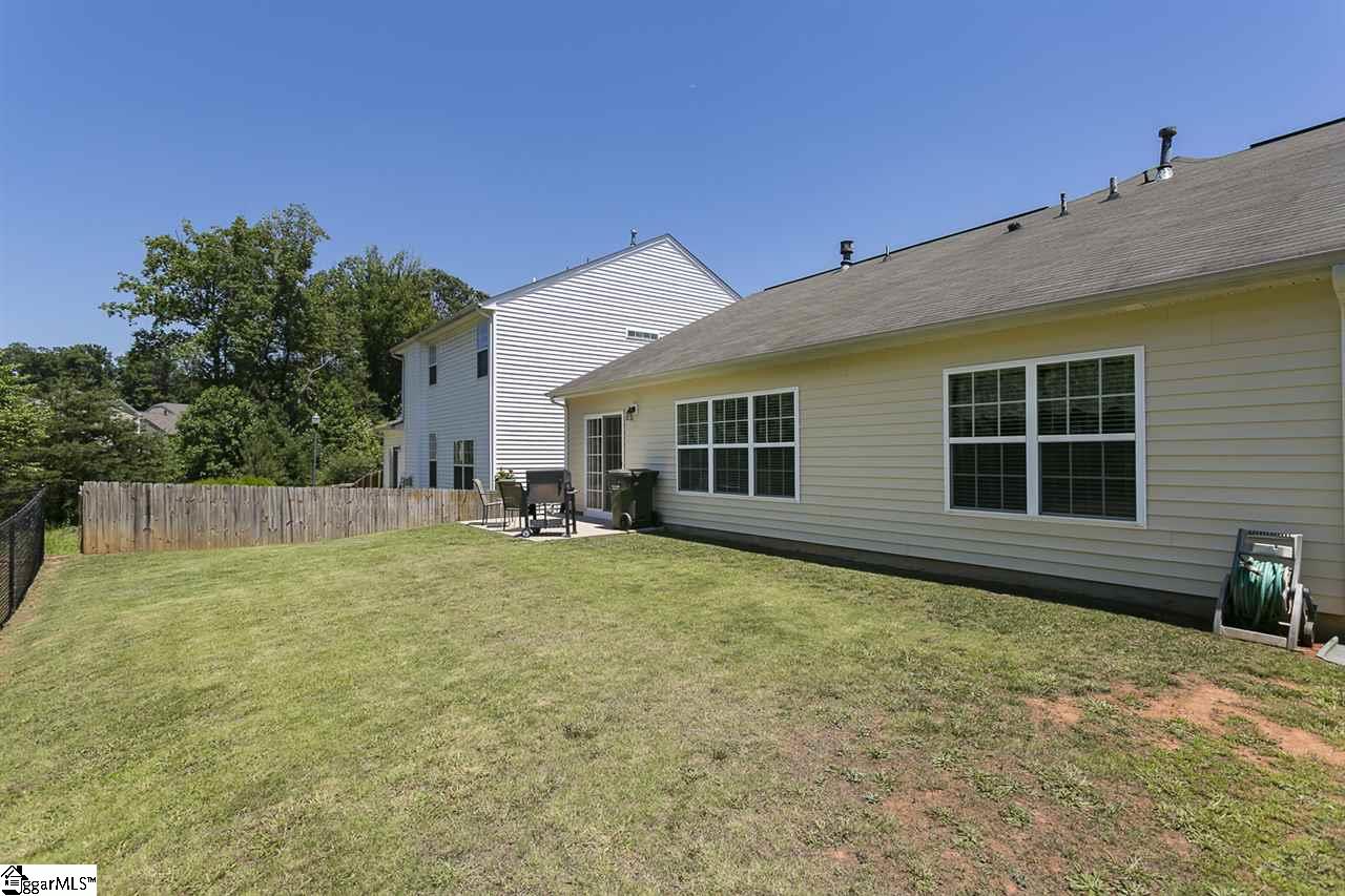 202 Knoll Ridge Drive Greer, SC 29650 - Photo 5 of 27 Gallery Image 5