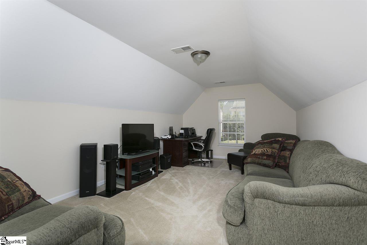202 Knoll Ridge Drive Greer, SC 29650 - Photo 9 of 27 Gallery Image 9