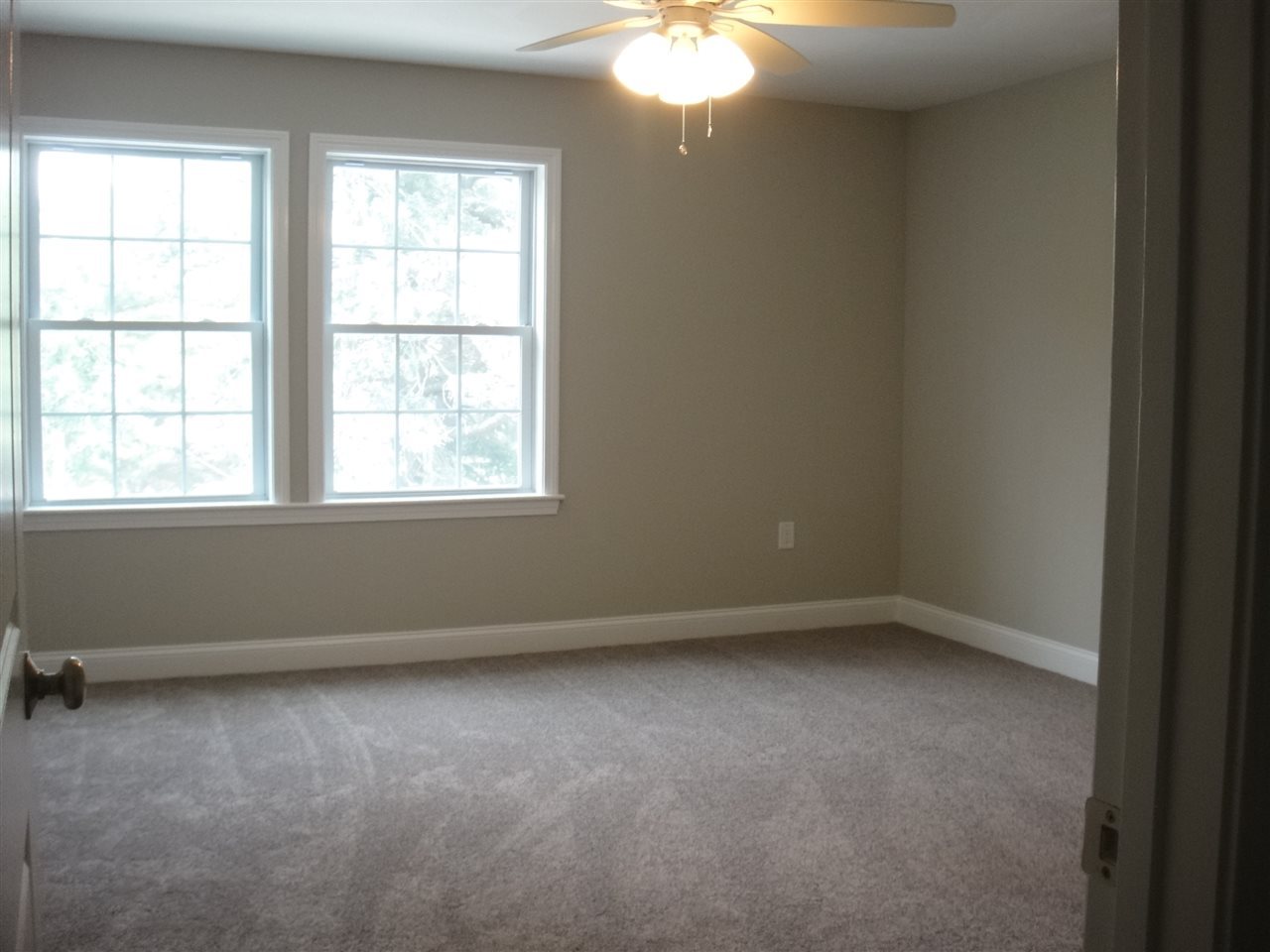 3 Weymouth Road, Unit B Londonderry, NH 03053 - Photo 13 of 16 Gallery Image 13