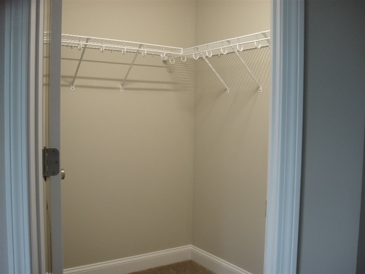 3 Weymouth Road, Unit B Londonderry, NH 03053 - Photo 15 of 16 Gallery Image 15