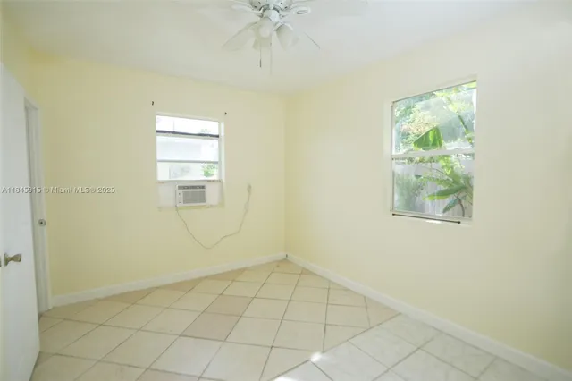 $1,200 | 115 Northeast 192nd Street, Unit 1, Miami, FL 33179