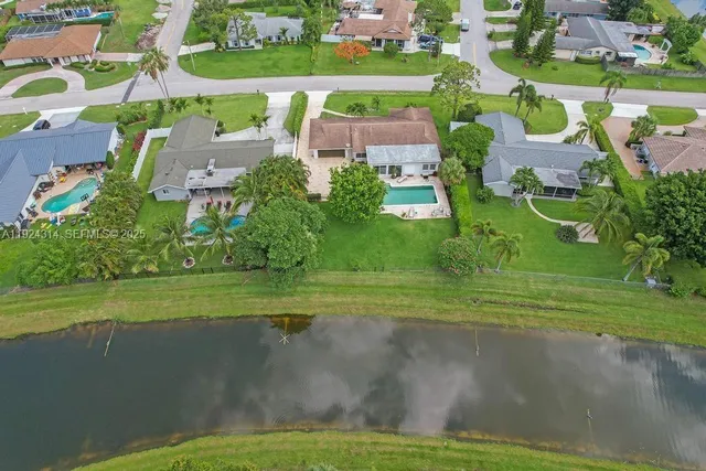 $5,500 | 4104 Larch Avenue, Palm Beach Gardens, FL 33418