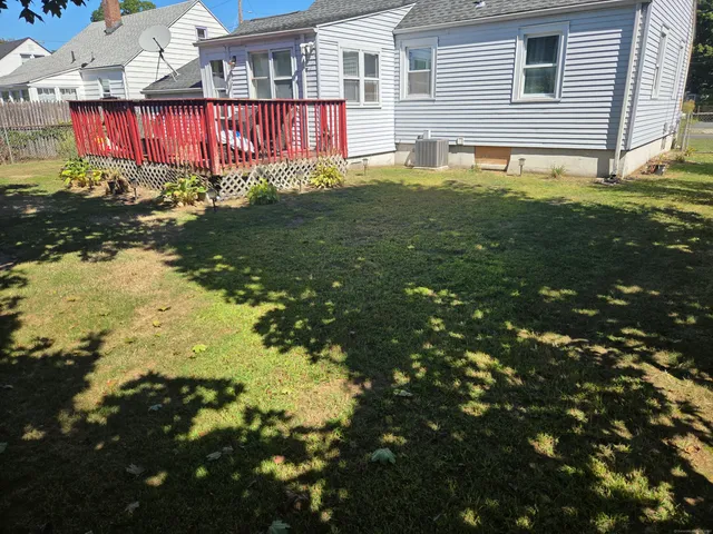 $329,000 | 424 Circular Avenue, Hamden, CT 06514