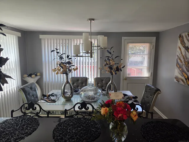 $329,000 | 424 Circular Avenue, Hamden, CT 06514