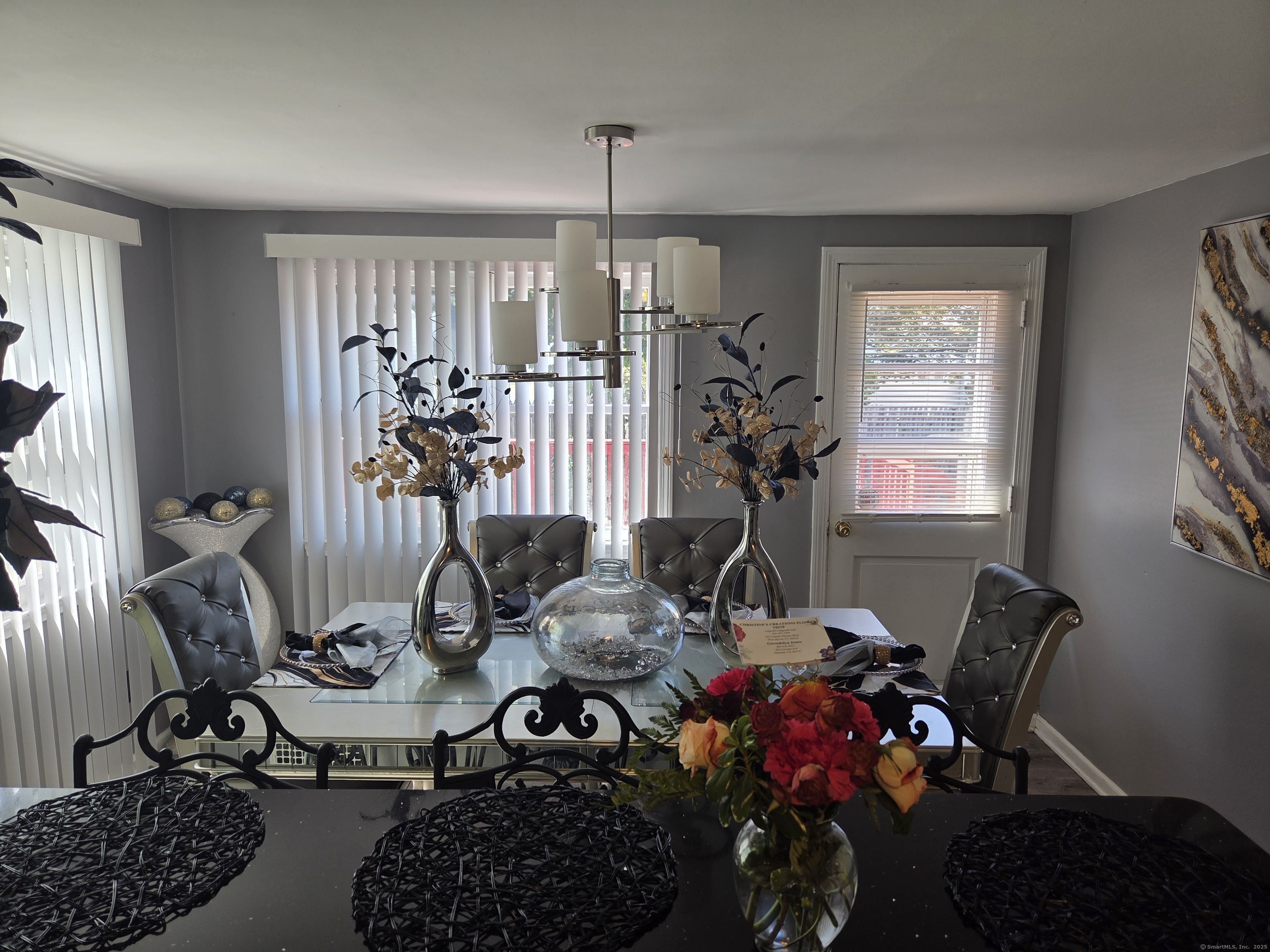 424 Circular Avenue Hamden, CT 06514 - Photo 4 of 14 a view of a livingroom with furniture and a window
