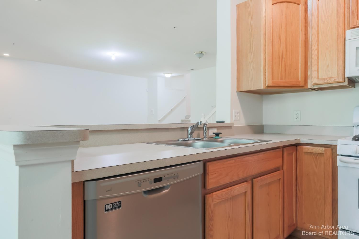 3141 Asher Road Ann Arbor, MI 48104 - Photo 13 of 26 Photo 9