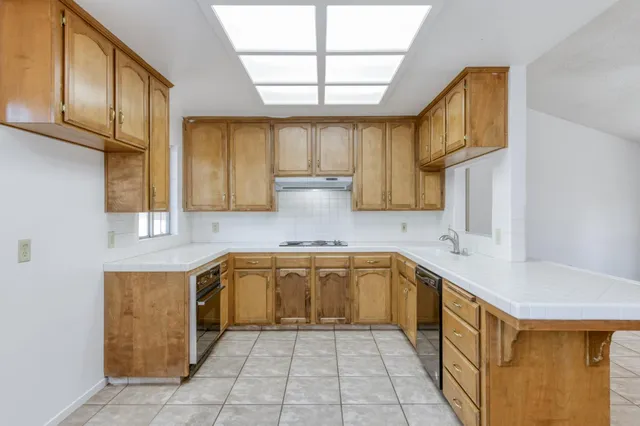 $370,000 | 6312 North Delbert Avenue, Fresno, CA 93722