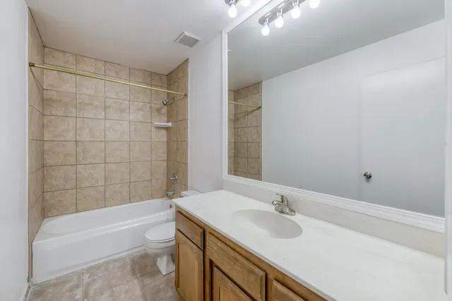 $370,000 | 6312 North Delbert Avenue, Fresno, CA 93722