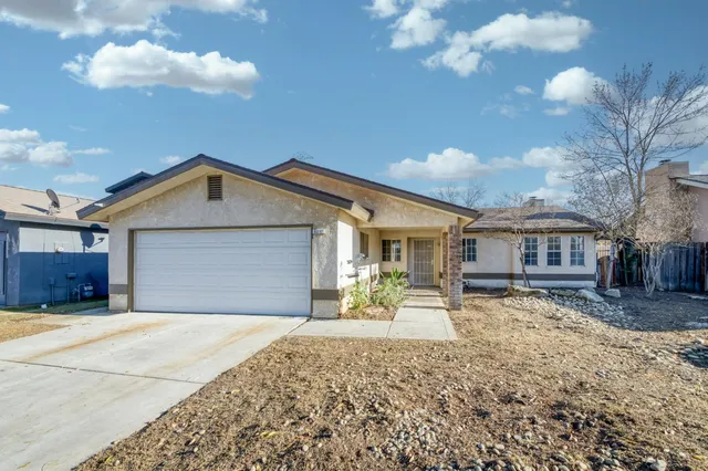 $370,000 | 6312 North Delbert Avenue, Fresno, CA 93722