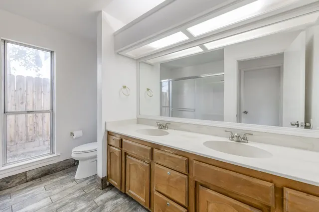 $370,000 | 6312 North Delbert Avenue, Fresno, CA 93722