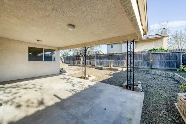 $370,000 | 6312 North Delbert Avenue, Fresno, CA 93722