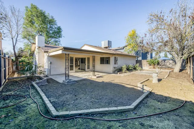 $370,000 | 6312 North Delbert Avenue, Fresno, CA 93722