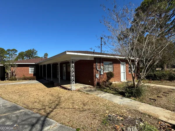 $234,500 | 465 Cedar Street, Metter, GA 30439