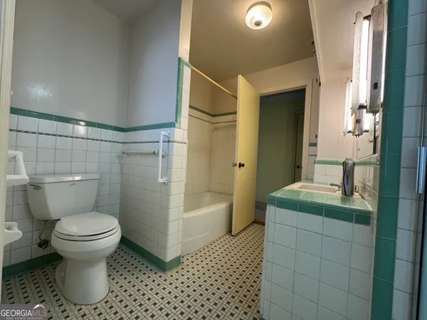$234,500 | 465 Cedar Street, Metter, GA 30439