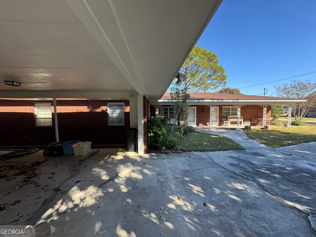 $288,000 | 465 Cedar Street, Metter, GA 30439