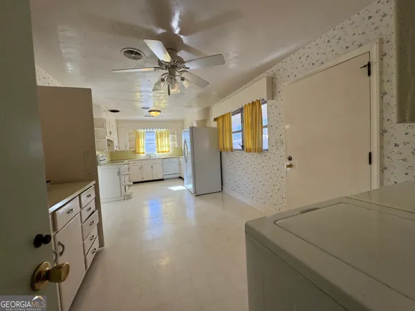 $234,500 | 465 Cedar Street, Metter, GA 30439