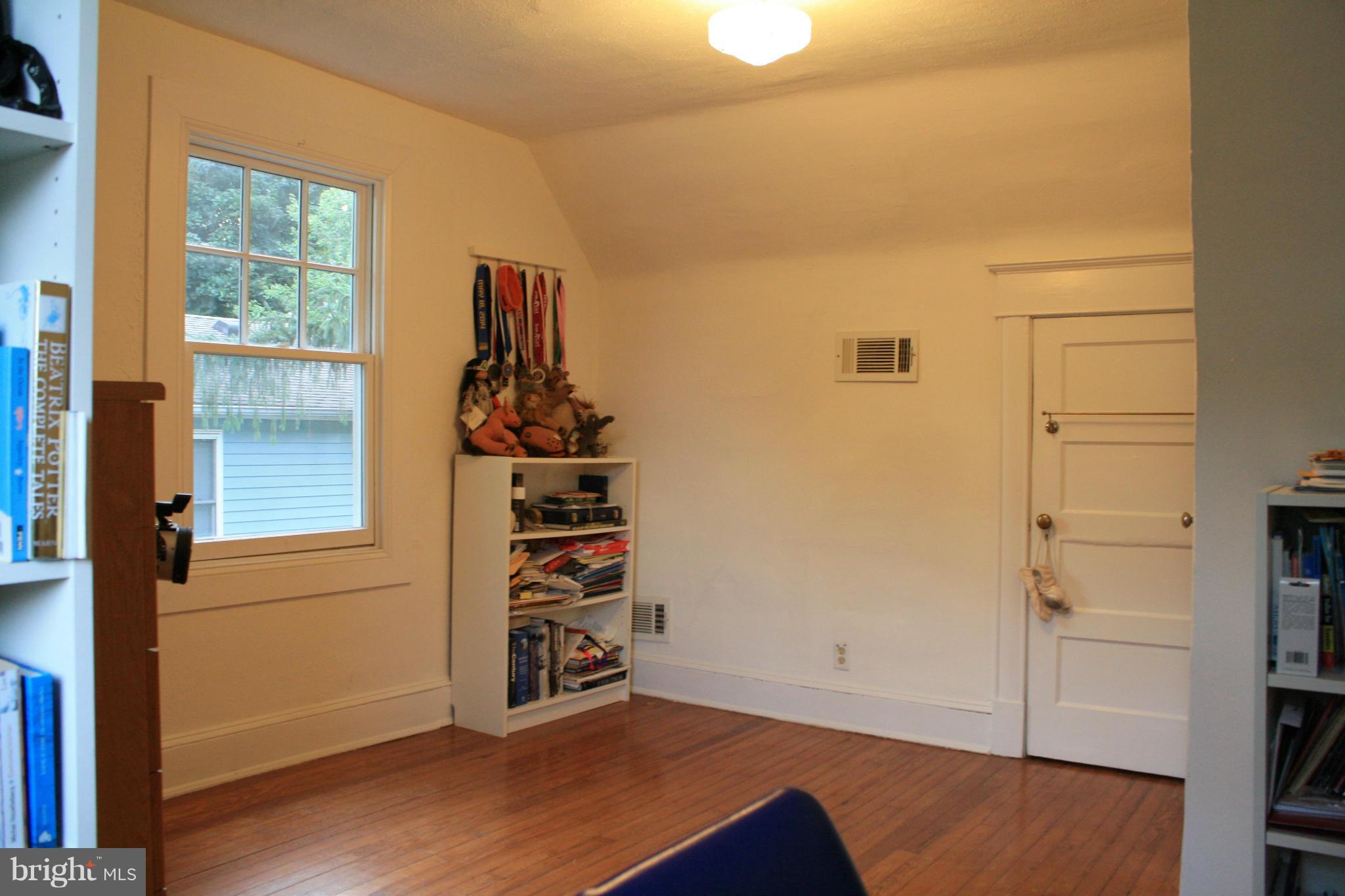 6308 Banbury Road Baltimore, MD 21239 - Photo 23 of 30 Bedroom