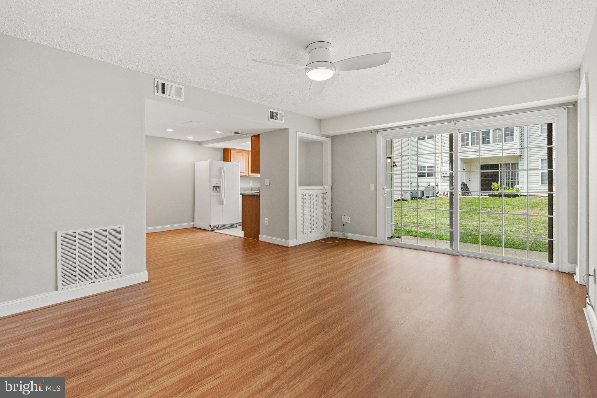 111 Fort Evans Road Southeast, Unit A Leesburg, VA 20175 - Photo 2 of 32