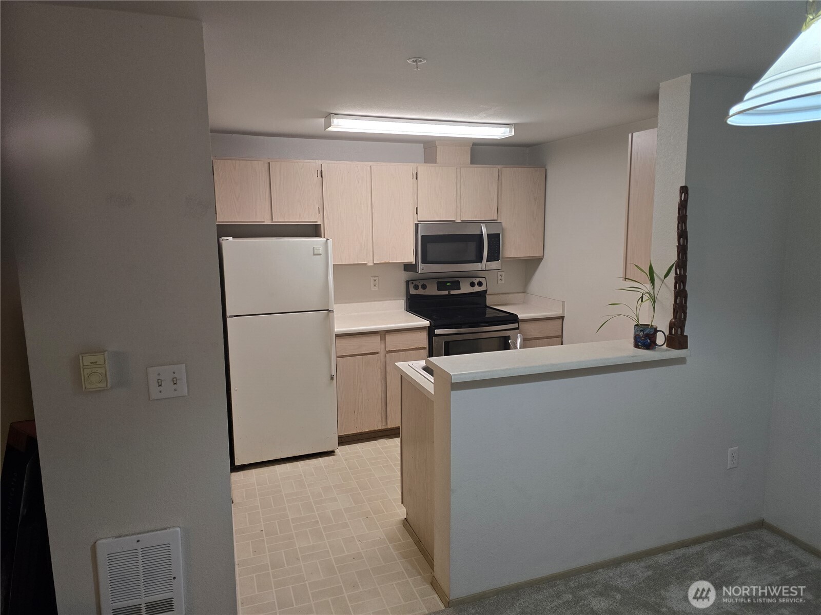 11002 Southeast Petrovitsky Road, Unit F103 Renton, WA 98055 - Photo 7 of 17