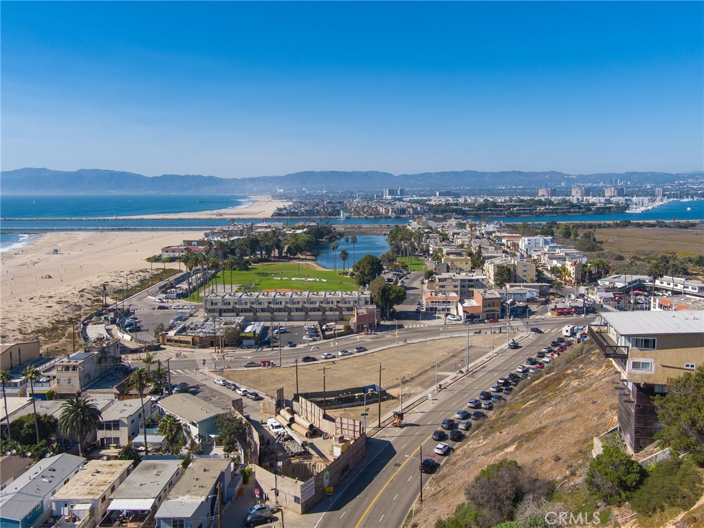 6929 Vista Del Mar Playa del Rey, CA 90293 - Photo 10 of 14 an aerial view of a city