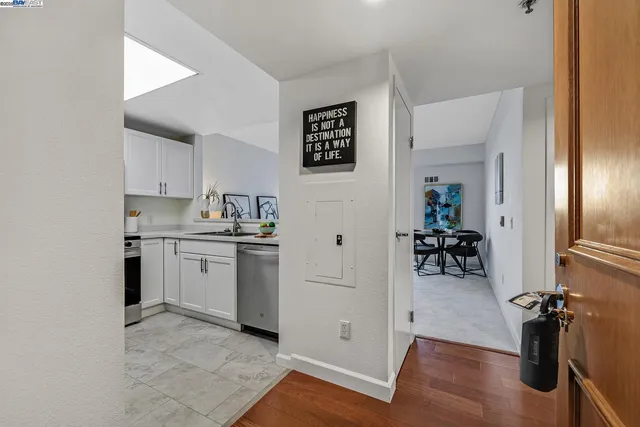 $238,000 | 988 Franklin Street, Unit 312, Oakland, CA 94607
