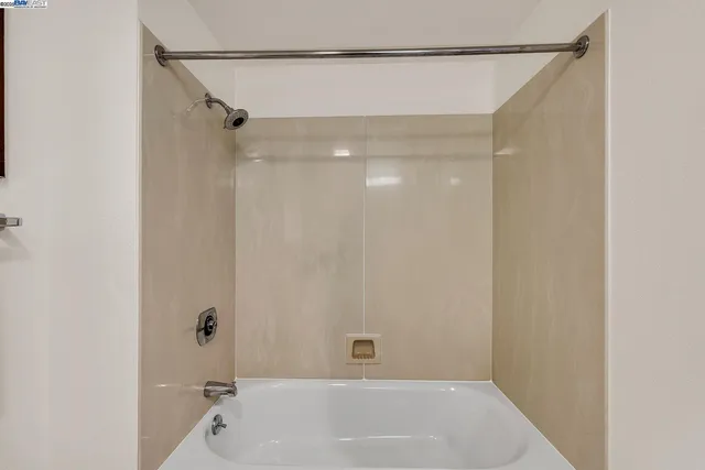 $238,000 | 988 Franklin Street, Unit 312, Oakland, CA 94607