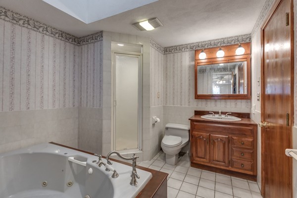 18 Richardson Road Lynn, MA 01904 - Photo 18 of 30 Gallery Image 18