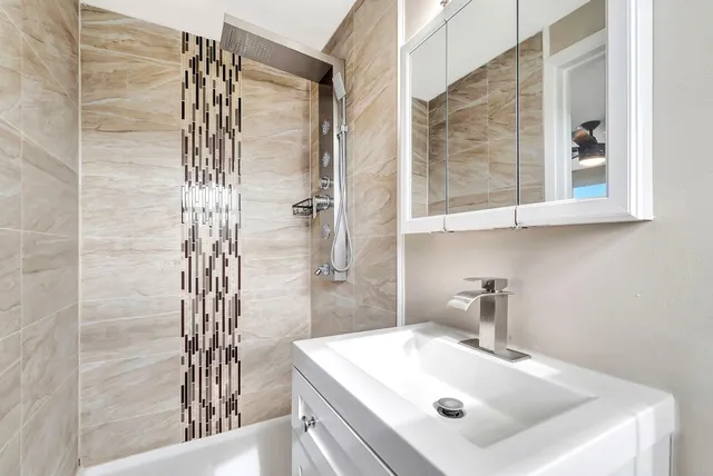 $2,200 | 7611 Spirea Drive, Port Richey, FL 34668