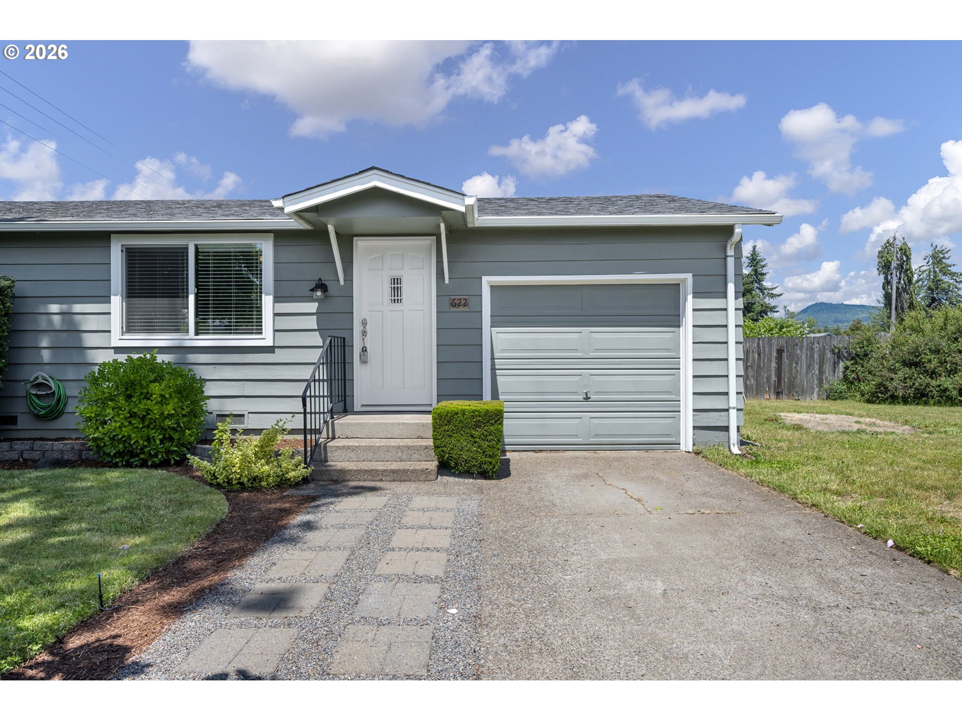 622 North 51st Street Springfield, OR 97478 - Photo 2 of 25