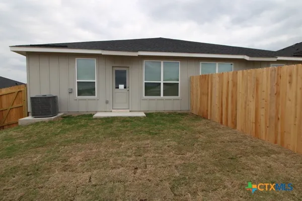 $1,250 | 640 Pacific Crest Trail, Copperas Cove, TX 76522