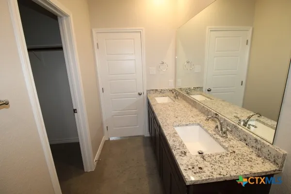 $1,250 | 640 Pacific Crest Trail, Copperas Cove, TX 76522