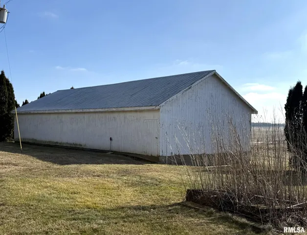 $329,900 | 2832 Highway 17, Galva, IL 61434